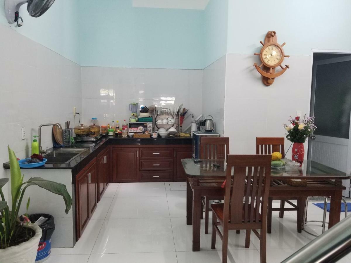 Ferienwohnung Haus (340 m²), 7 Schlafzimmer und 7 eigene Badezimmer in Nguyen An Ninh Vũng Tàu Exterior foto